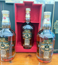 Chivas Regal 25 Năm