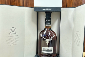 Mua Rượu Whisky Cũ Giá Cao