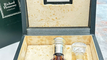 Dịch Vụ Thu Mua Rượu Cognac Và Hennessy Cũ Cổ Lâu Năm Được Giá Tốt