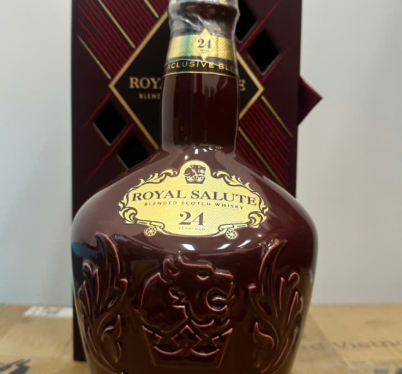 Chivas Regal 24 Năm