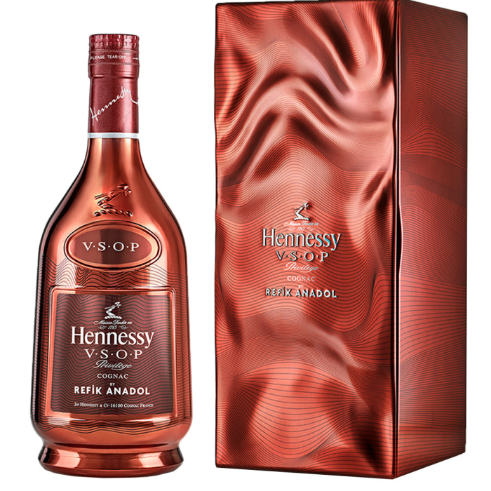 Rượu Cognac Hennessy VSOP Refik Anadol Limited