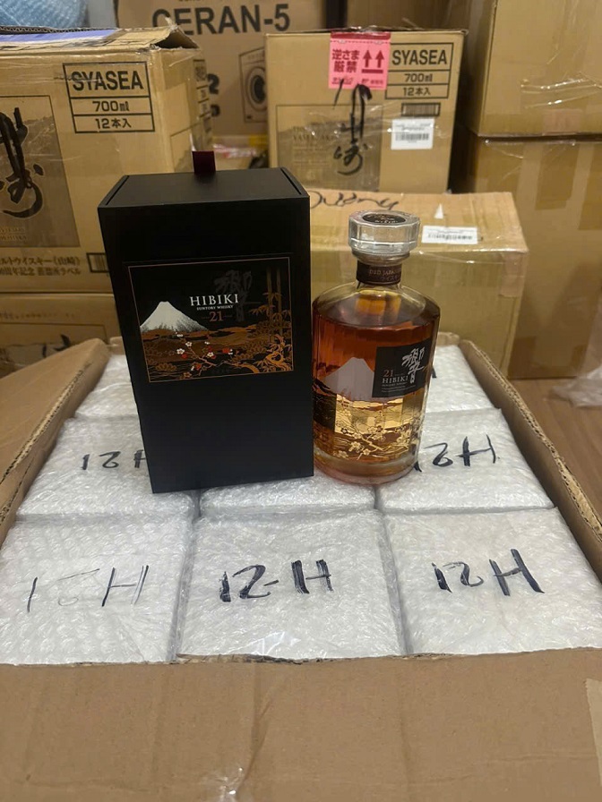 Cách Nhận Biết Rượu Hibiki 21 Và 21 Limited Thật 