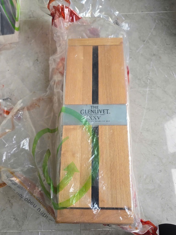  Mua Lại Rượu Glenlivet Giá Cao