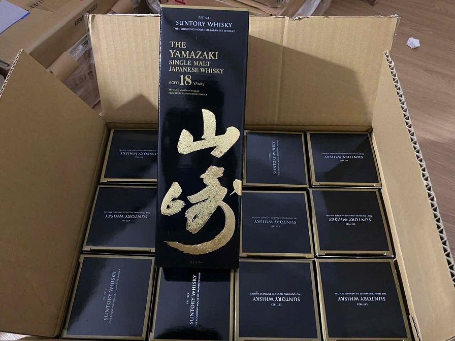 Mua Bán Rượu Yamazaki 18 & 18 Limited