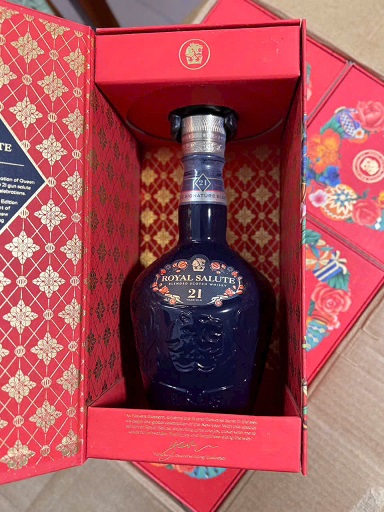 Thu Mua Rượu Royal Salute 21 Giá Cao Tiền Mặt Ngay