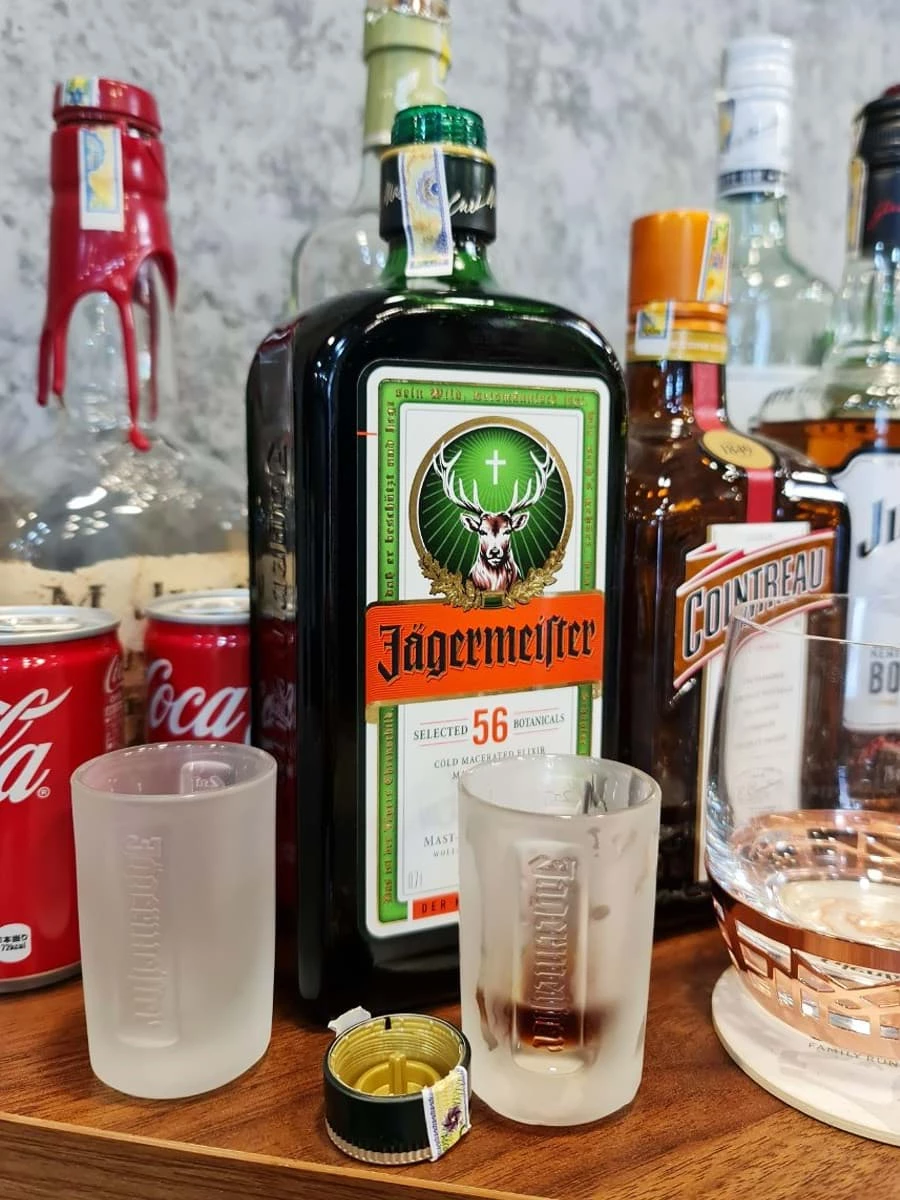 thu mua rượu ngoại uy tín
