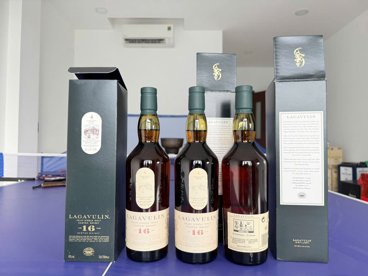 Lagavulin 16 Năm