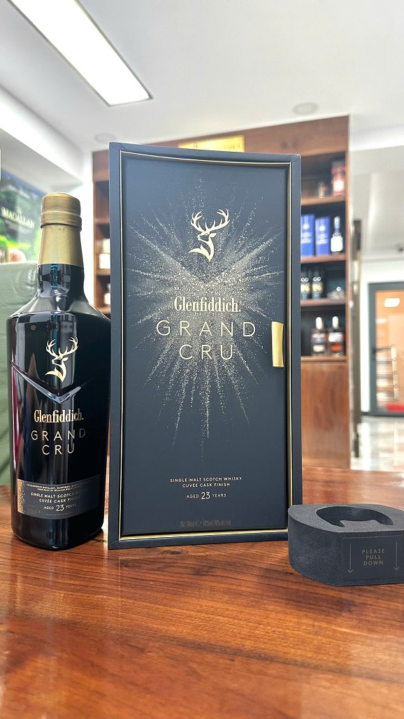 Địa Chỉ Chuyên Thu Mua Rượu Whisky Ngoại Nhập Khẩu Giá Trị Cao.Địa chỉ chuyên thu mua rượu whisky ngoại nhập khẩu giá trị cao. Thẩm định chuẩn xác Macallan, Glenlivet, Hibiki, Yamazaki. Giao dịch tận nơi nhanh chóng, thanh toán tiền mặt/chuyển khoản và bảo mật.