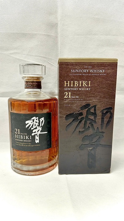 Thu Mua Hibiki 21 Giá Cao Tận Nơi 